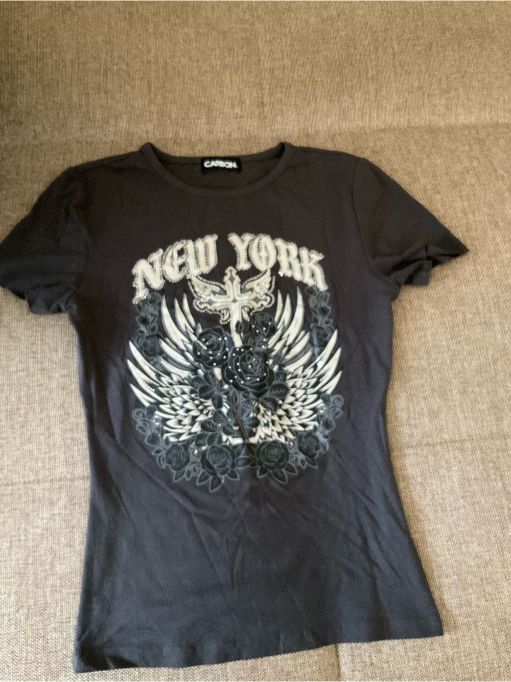 Carbon Black Women's 'New York' Winged Graphic Tee